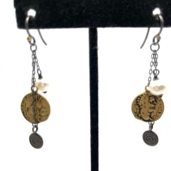 Silpada W1974 Sterling Silver Coin & Pearl Earrings .925 Brass Dangle - Picture 2 of 3
